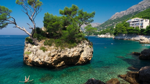 Taxi transfer from Split airport to Brela